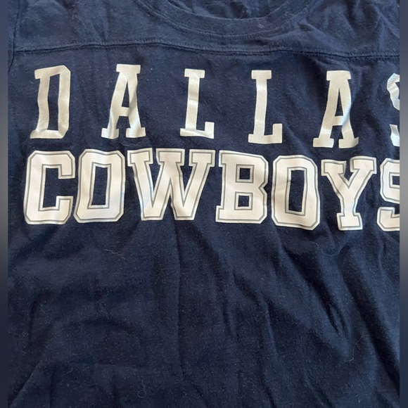 Women’s small Victoria’s Secret Pink NFL Dallas Cowboys shirt - Picture 3 of 6